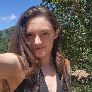 Meet your Posher, Charlotte